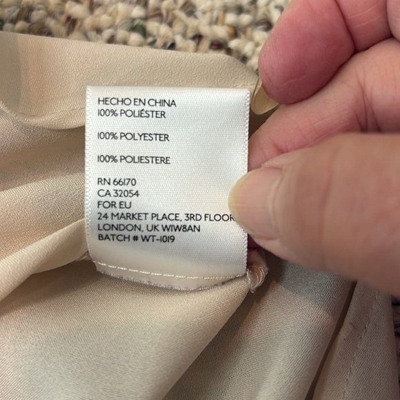 Sparkle & Fade Cream Cold Shoulder Long Sleeve Top. Medium - Picture 9 of 10